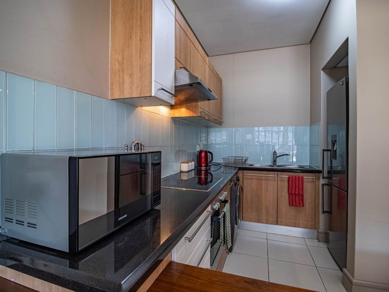Stylish Fully Furnished Garden Apartment | Exceptional Investment Opportunity with Tenant in Place - Photo 7