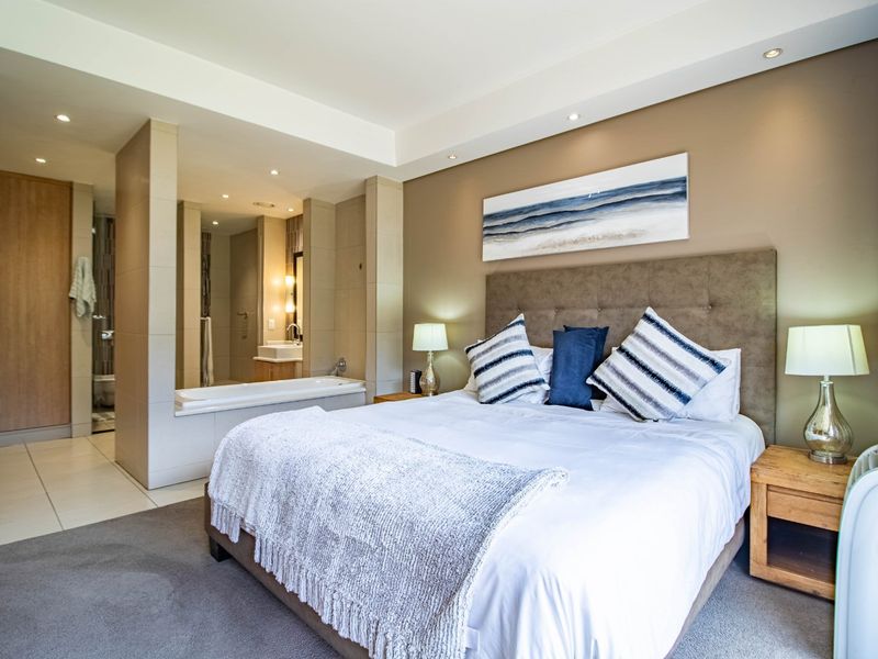 Stylish Fully Furnished Garden Apartment | Exceptional Investment Opportunity with Tenant in Place - Photo 9