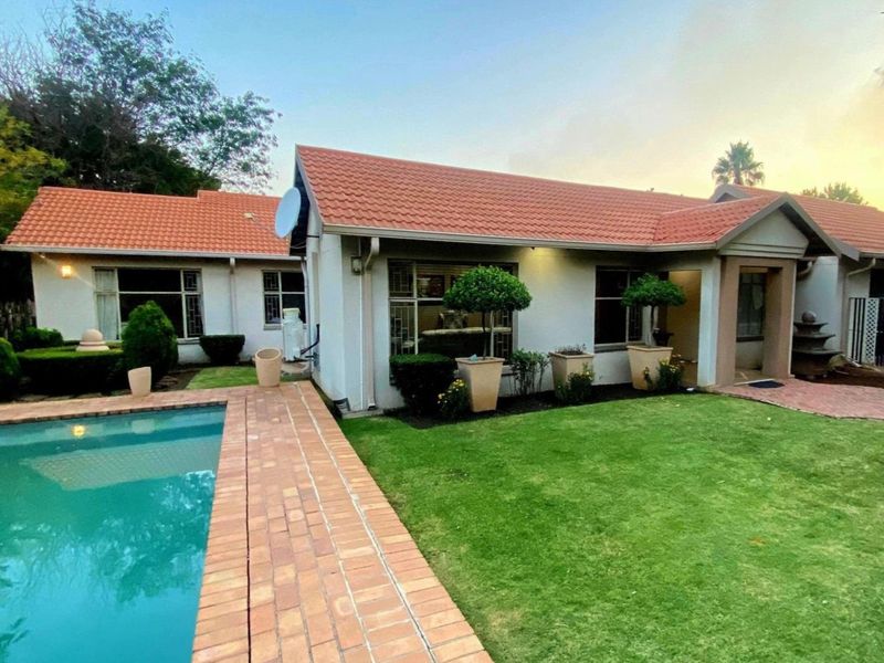 Charming Home in the Green Area Secunda - Photo 3