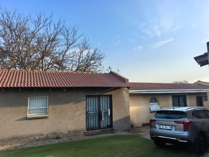 Calling All Property Investors High-Yield Investment Property in Reyno Ridge - Photo 2