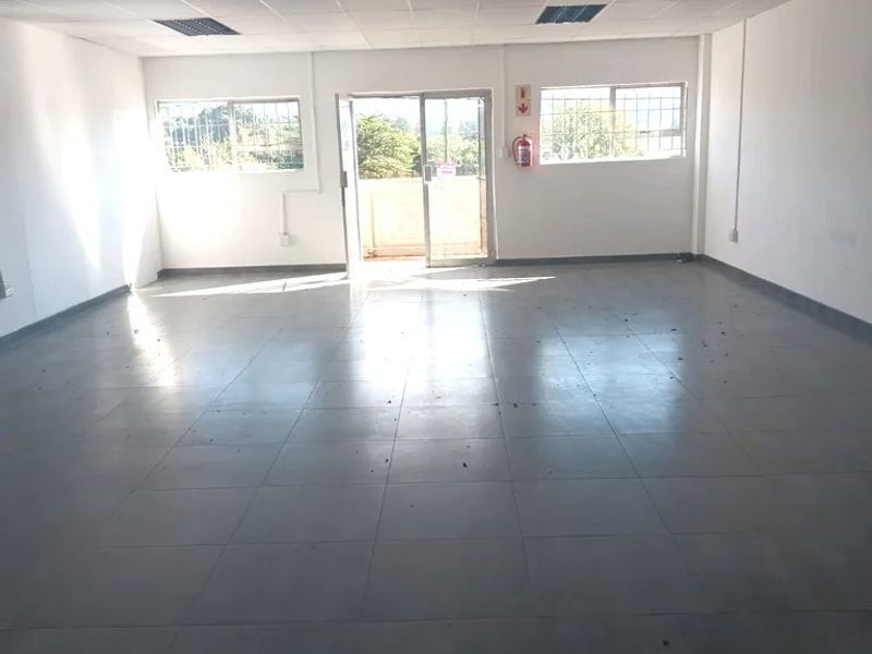 113sqm Modern, Move in ready Retail or Office space To Let- Rosedale road, Mountain Rise, Pietermaritzburg - Photo 5