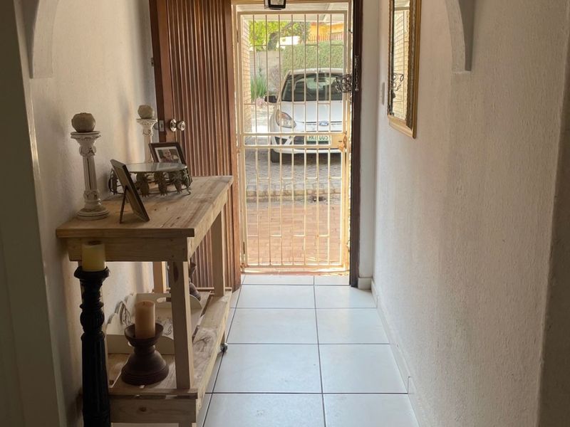 3 Bed House in Norkem Park for Rent - Photo 2