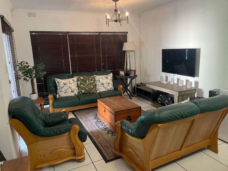 3 Bed House in Norkem Park for Rent - Photo 3