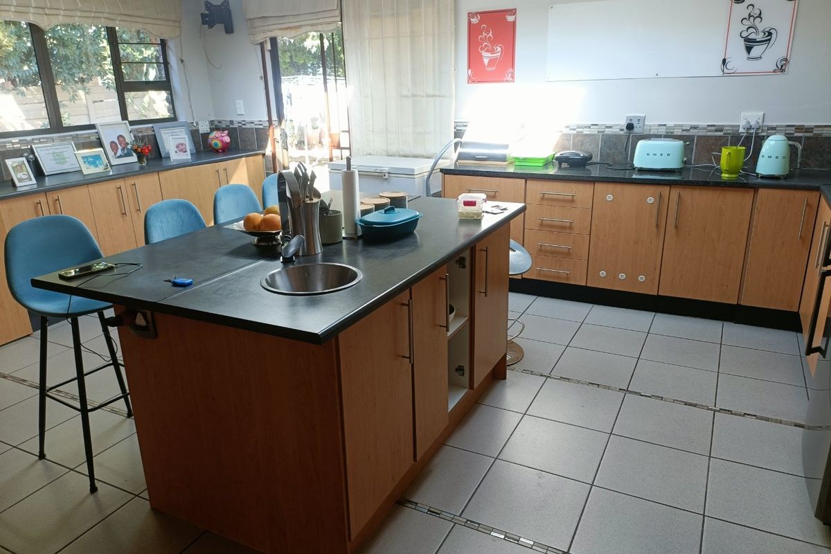 3 bed House for sale vorna valley  - Photo 4