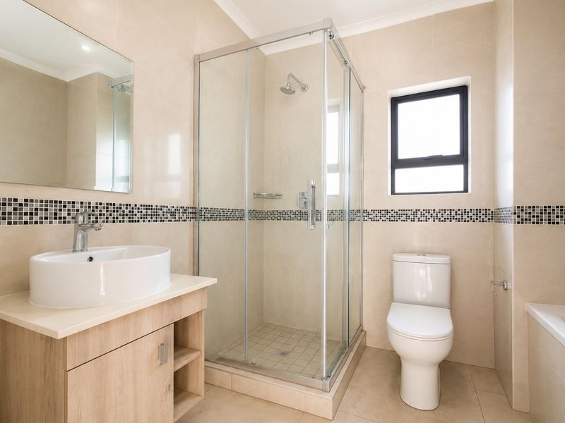 2 Bed 1 Bath Modern Living in a Secure Lifestyle Estate - Orchid Ridge  - Photo 10