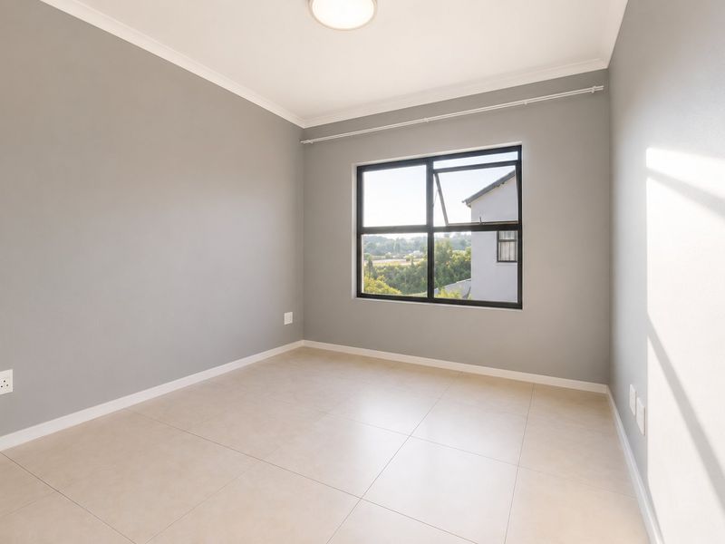 2 Bed 1 Bath Modern Living in a Secure Lifestyle Estate - Orchid Ridge  - Photo 6