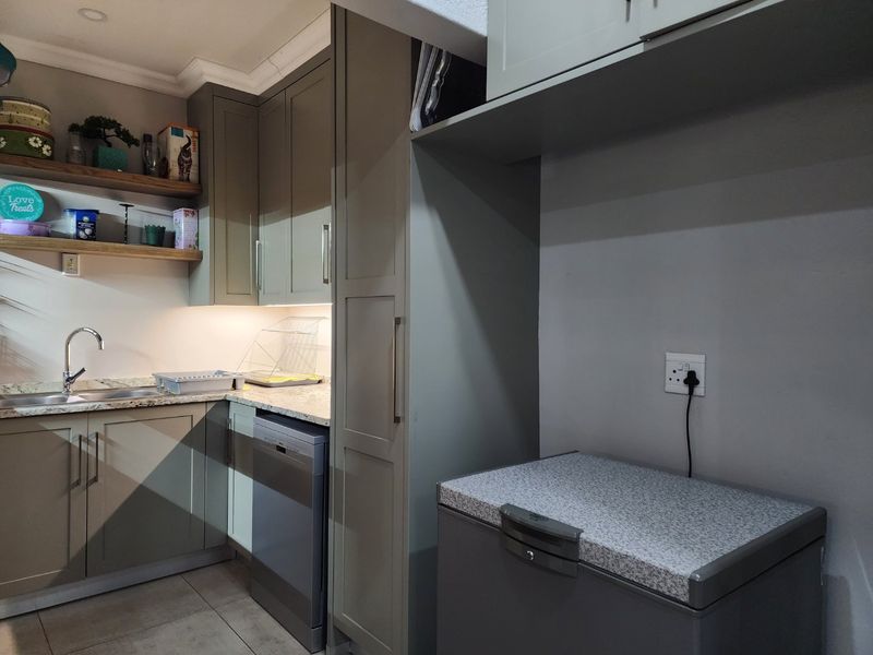 3 BEDROOM HOUSE IN STILFONTEIN EXT 4 - Photo 5