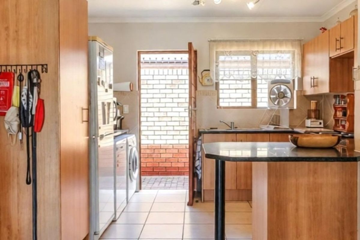 Secure, Energy-Efficient Retirement Living in Eldoraigne Retirement Estate - Photo 5