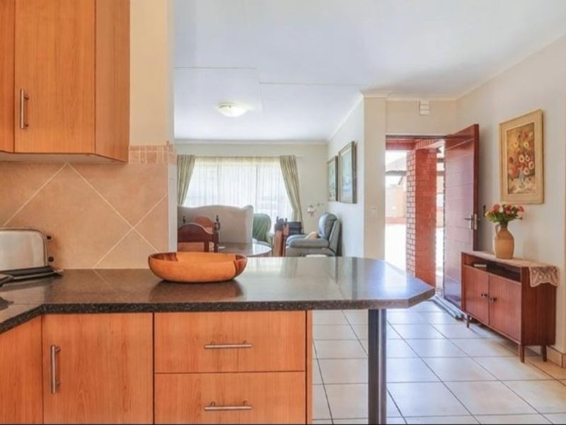 Secure, Energy-Efficient Retirement Living in Eldoraigne Retirement Estate - Photo 6