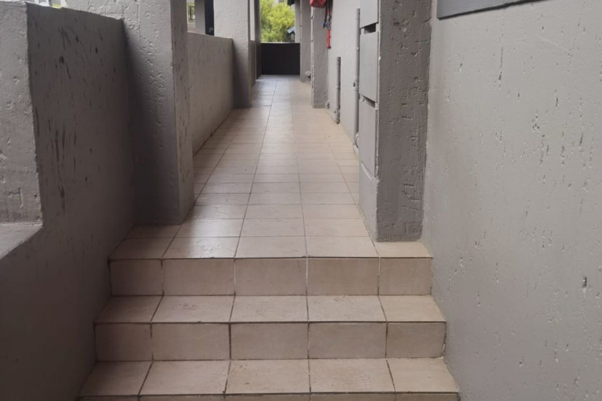 2 Bedroom 2 Bathroom apartment for sale - Photo 2