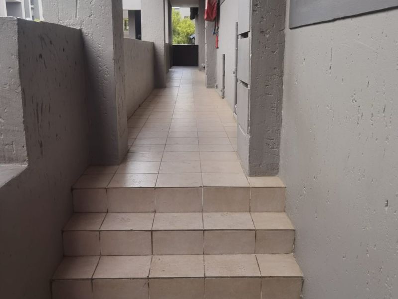 2 Bedroom 2 Bathroom apartment for sale - Photo 2