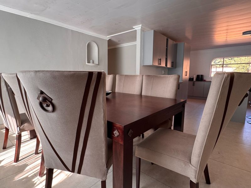 Stylish low maintenance home in Arcon Park - Photo 8