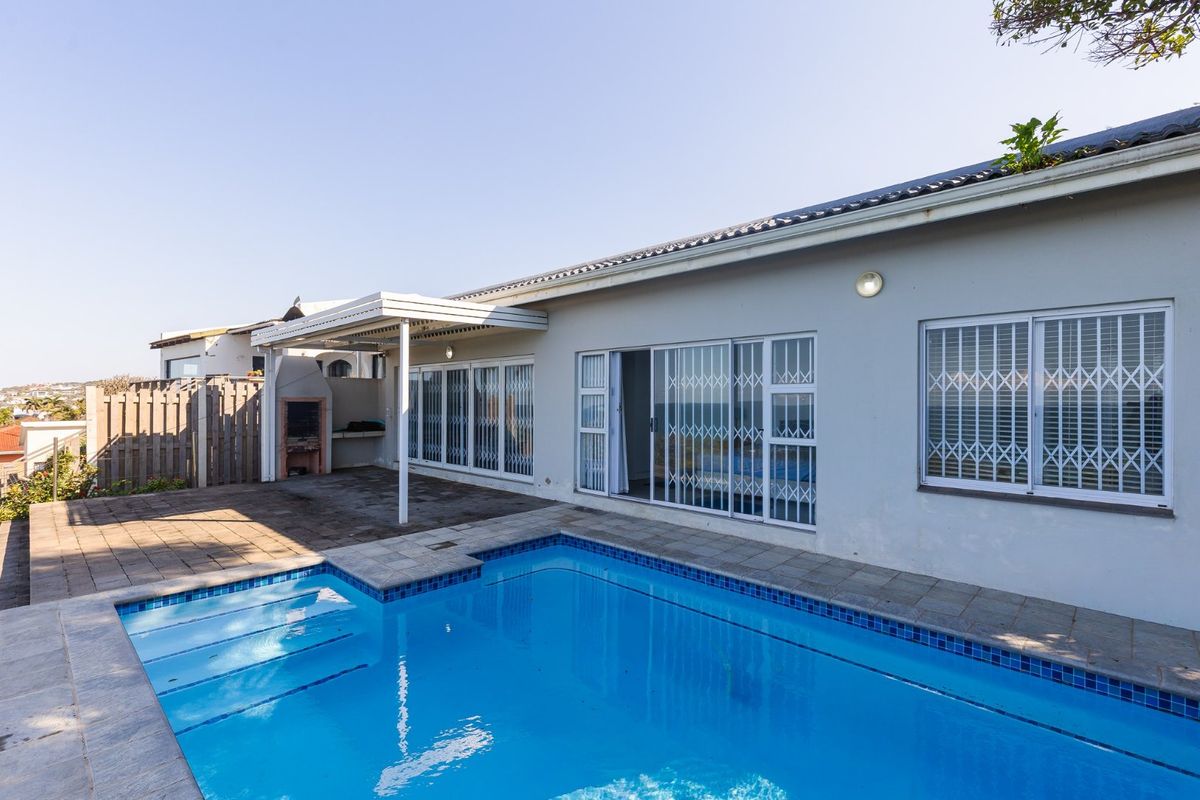 One Road Back From The Beach – House And 2 Flats - Photo 3