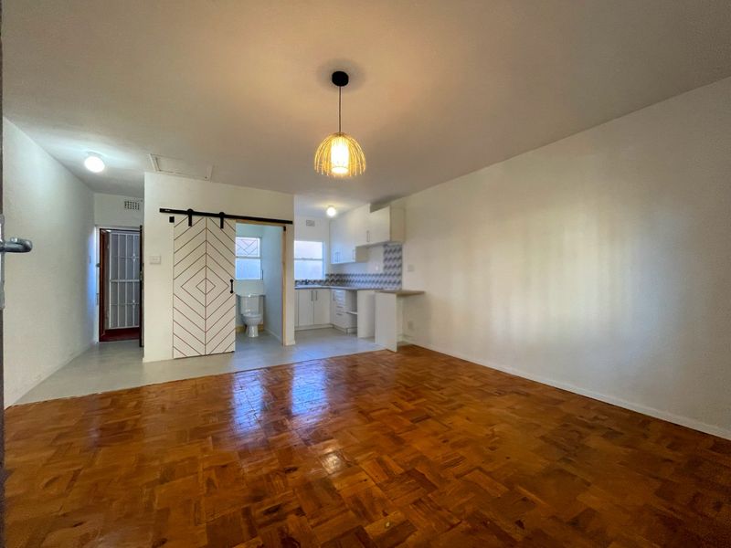 CHARMING RENOVATED STUDIO IN MOWBRAY - Photo 1