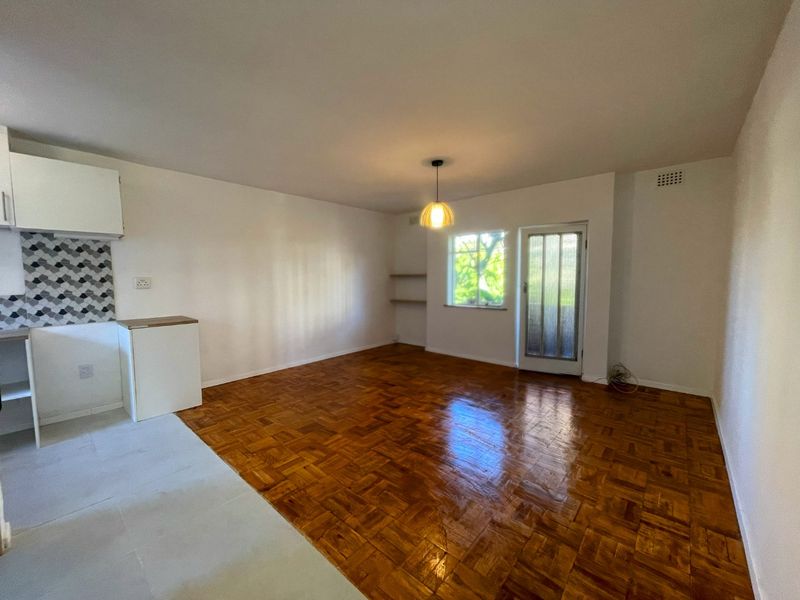 CHARMING RENOVATED STUDIO IN MOWBRAY - Photo 2