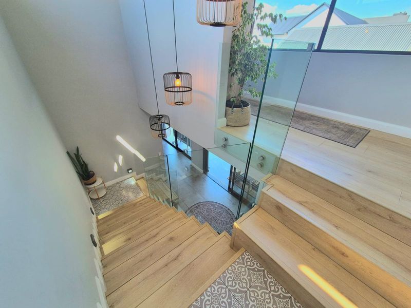 The Home Everyone Wants to Gather In | 5 Bedrooms, Gym, Heated Pool & Exceptional Entertainment Spaces - Photo 2
