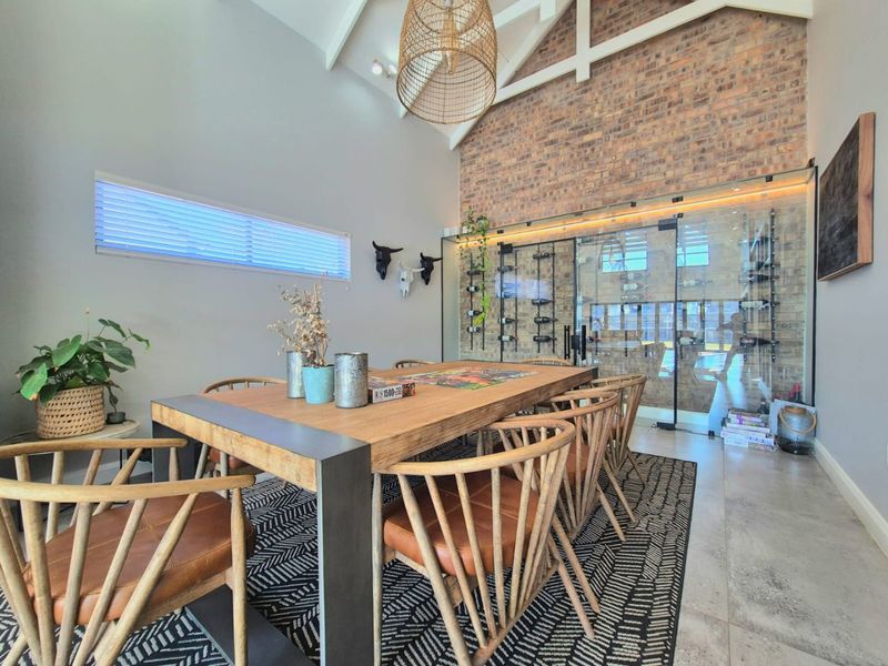 The Home Everyone Wants to Gather In | 5 Bedrooms, Gym, Heated Pool & Exceptional Entertainment Spaces - Photo 8