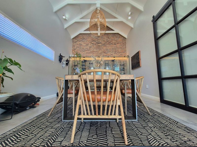 The Home Everyone Wants to Gather In | 5 Bedrooms, Gym, Heated Pool & Exceptional Entertainment Spaces - Photo 6
