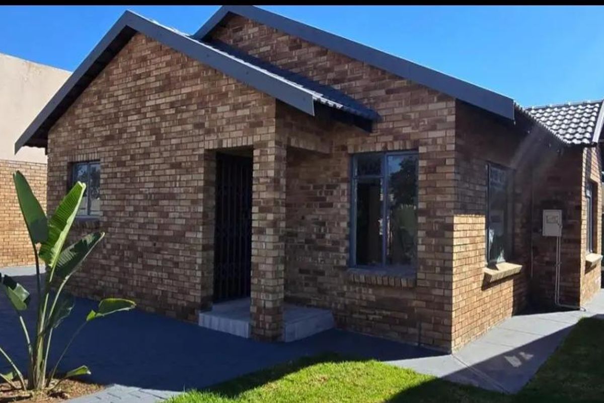 Charming Ivy Park House for Sale with 3 Bedrooms - Photo 3