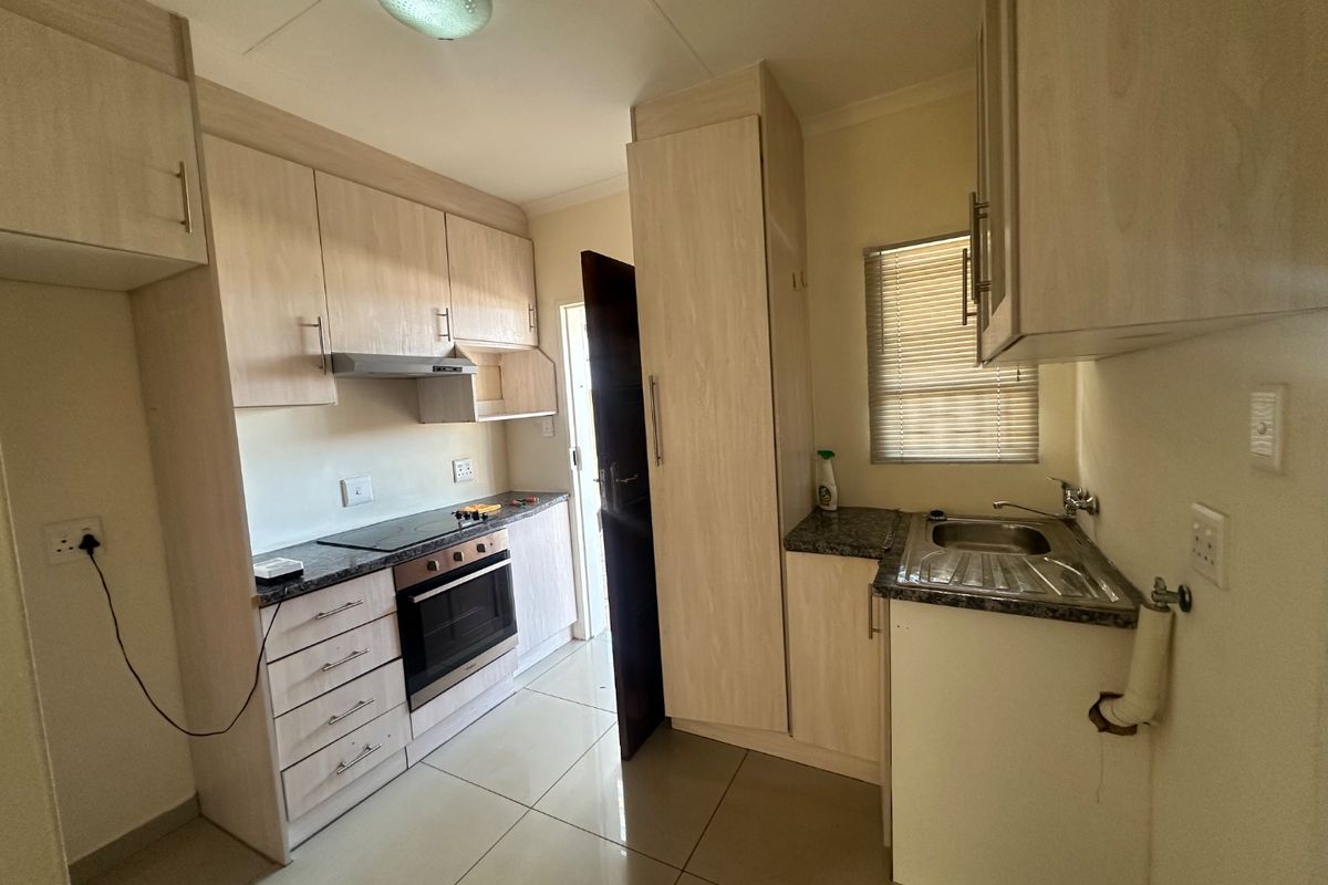 3 Bedroom house for sale in Witpoortjie. - Photo 5
