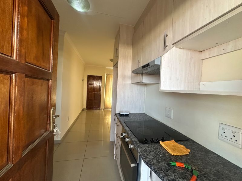 3 Bedroom house for sale in Witpoortjie. - Photo 3