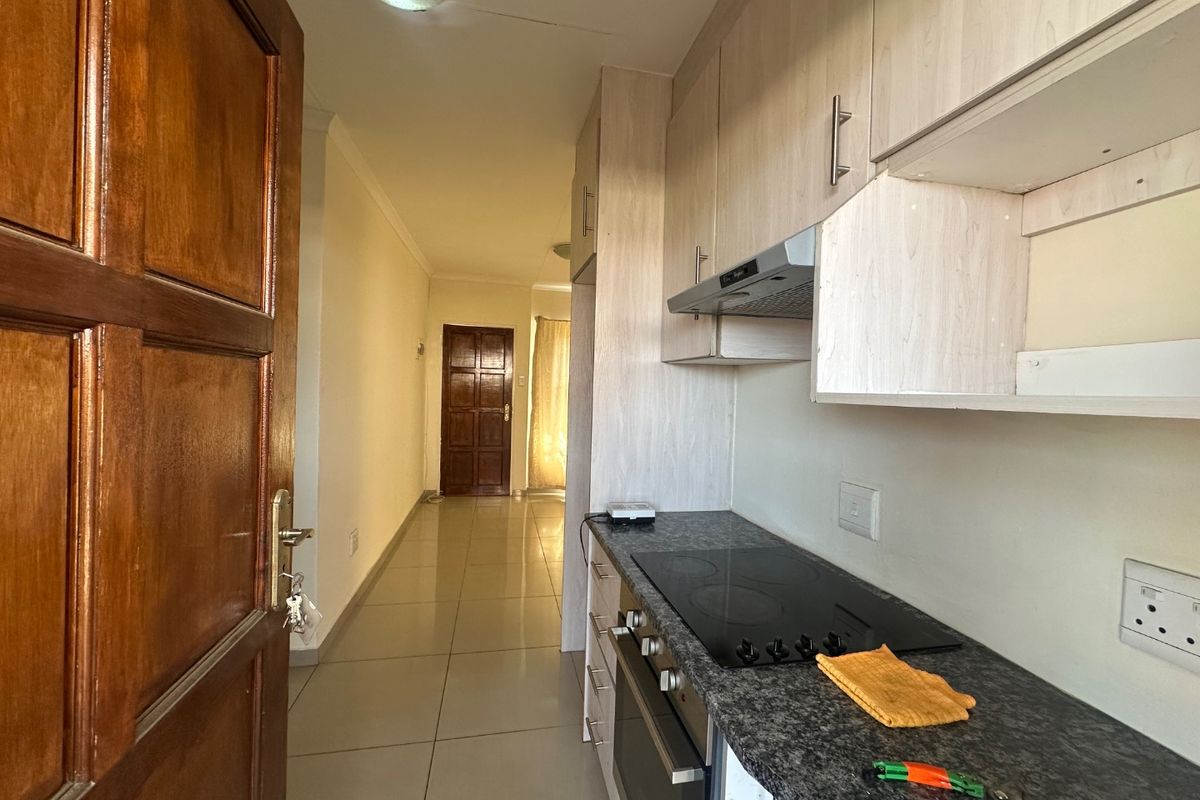 3 Bedroom house for sale in Witpoortjie. - Photo 4