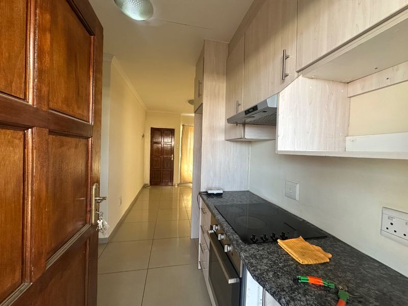 3 Bedroom house for sale in Witpoortjie. - Photo 4