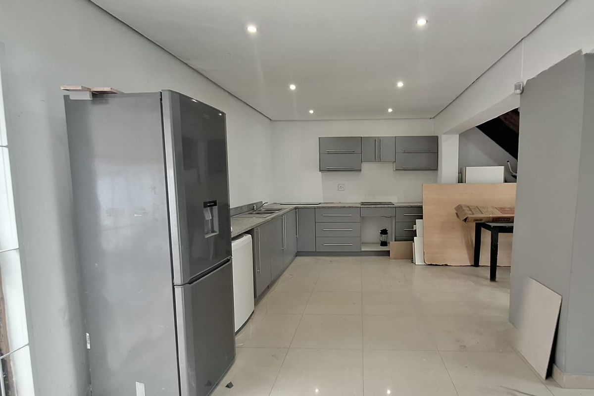 2 Bedroom Duplex for Sale in Cordoba Gardens, Imbali, Verulam - Photo 2