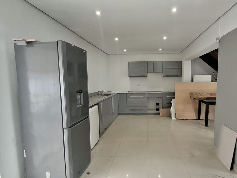 2 Bedroom Duplex for Sale in Cordoba Gardens, Imbali, Verulam - Photo 2