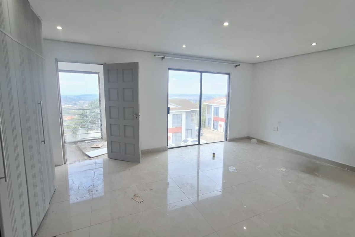 2 Bedroom Duplex for Sale in Cordoba Gardens, Imbali, Verulam - Photo 3