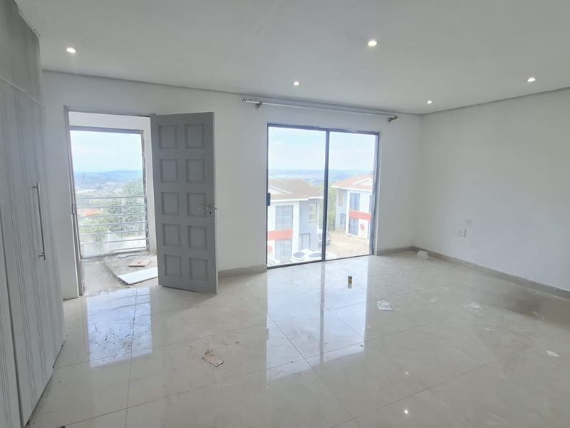 2 Bedroom Duplex for Sale in Cordoba Gardens, Imbali, Verulam - Photo 3