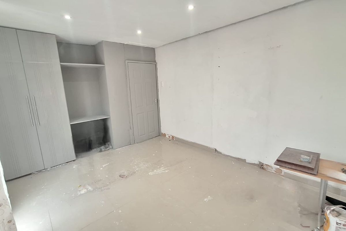 2 Bedroom Duplex for Sale in Cordoba Gardens, Imbali, Verulam - Photo 5