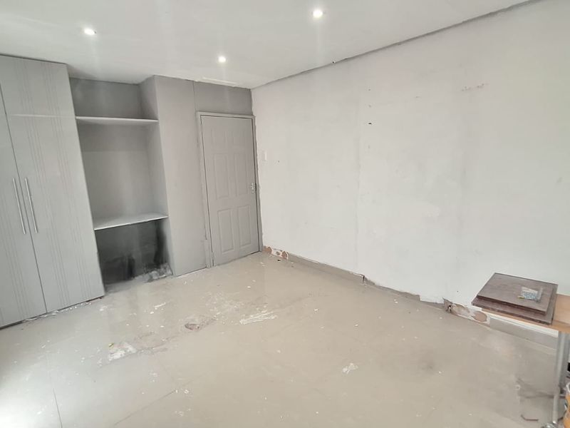 2 Bedroom Duplex for Sale in Cordoba Gardens, Imbali, Verulam - Photo 5