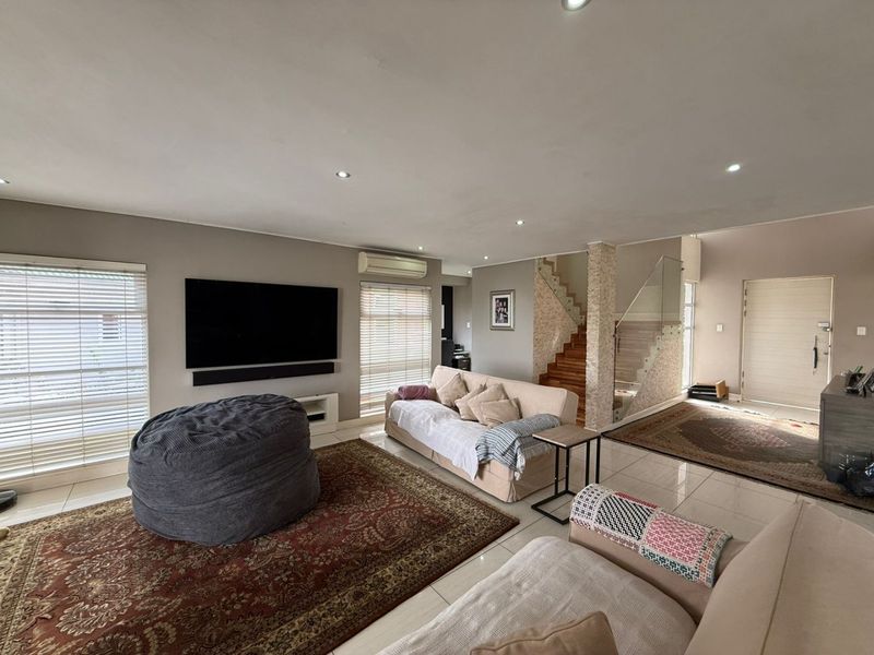 To let in Kindlewood Estate, 4 bedroom pet friendly family haven with Pool. - Photo 6