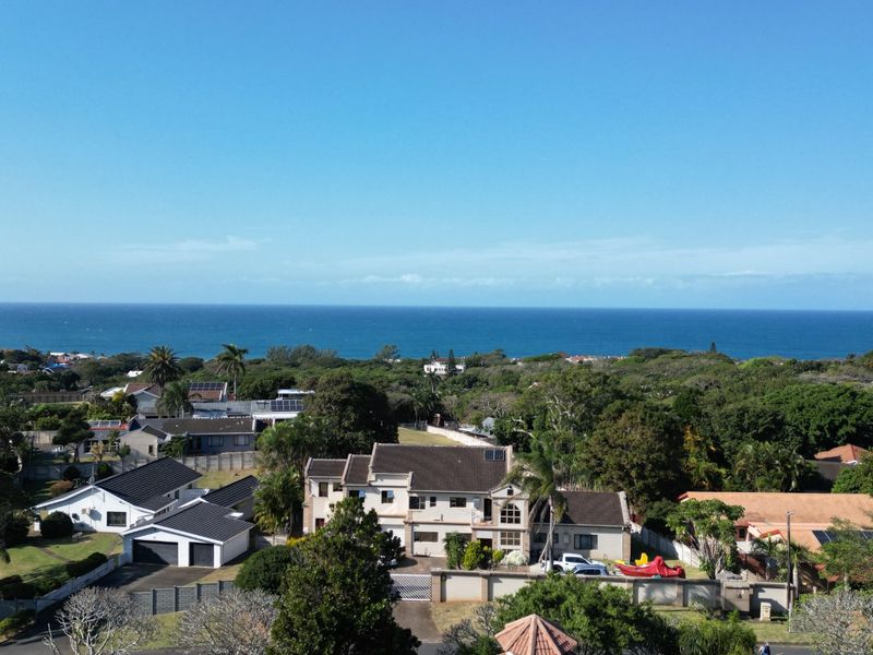 Spacious Family Home With Distant Sea Views - Pool And Endless Potential In Little Switzerland - Photo 5