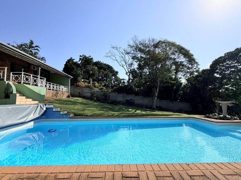 Spacious Family Home With Distant Sea Views - Pool And Endless Potential In Little Switzerland - Photo 9