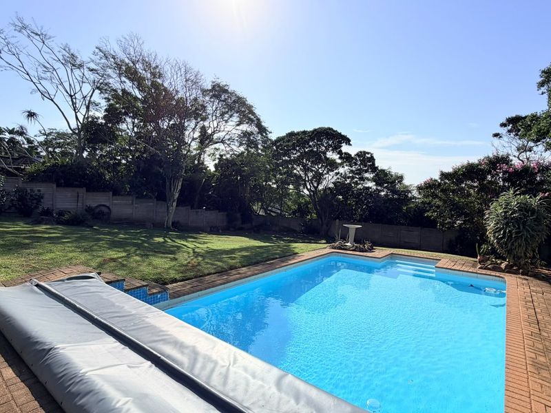 Spacious Family Home With Distant Sea Views - Pool And Endless Potential In Little Switzerland - Photo 7