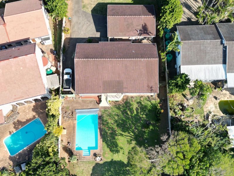 Spacious Family Home With Distant Sea Views - Pool And Endless Potential In Little Switzerland - Photo 4