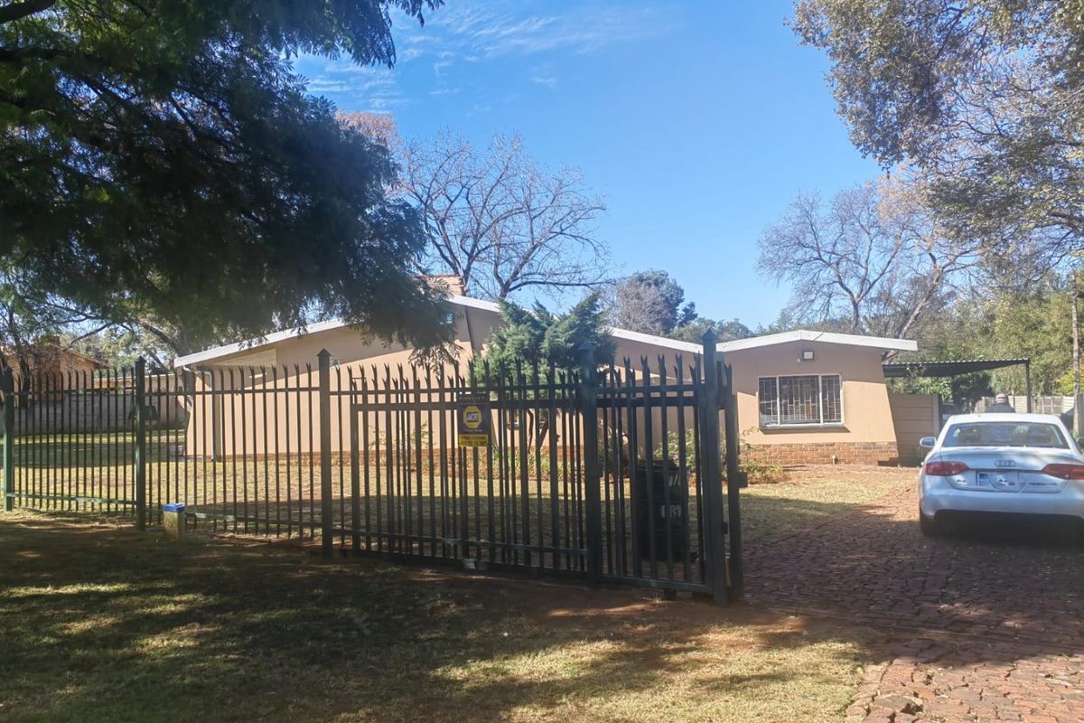 Bring the Family, the In-Laws, the Caravan and the Business Idea! - Photo 3