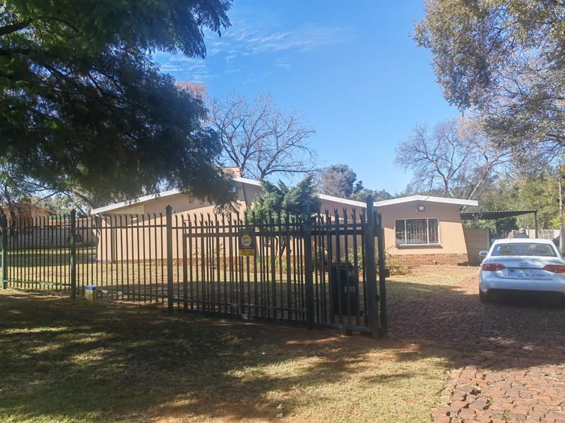 Bring the Family, the In-Laws, the Caravan and the Business Idea! - Photo 3
