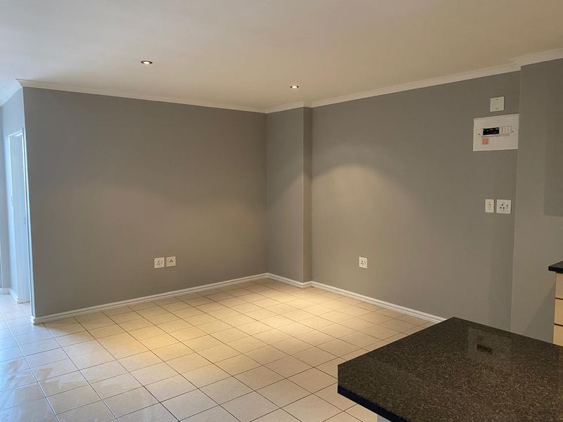 Rental..1 bed, Broad Road Medi-Centre - Photo 2