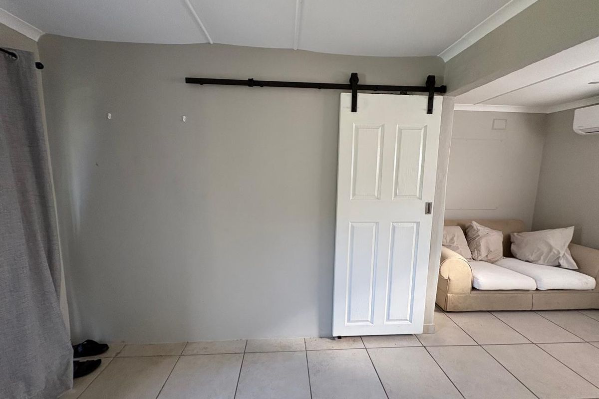 Stylish All Inclusive Bachelor Pad in Westville  - Photo 5