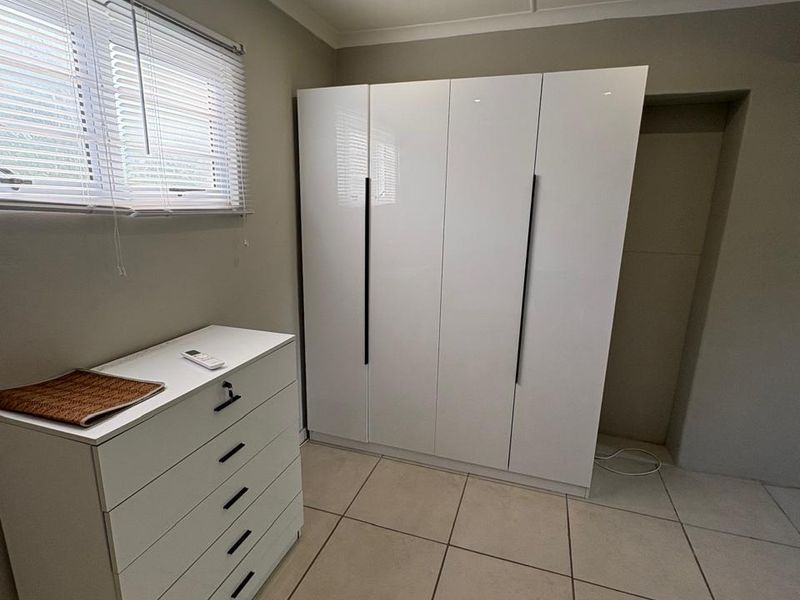 Stylish All Inclusive Bachelor Pad in Westville  - Photo 6