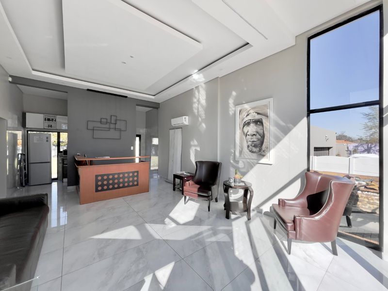 Modern Commercial Property TO RENT | Prime Rondebult Road Location Boksburg  - Photo 6