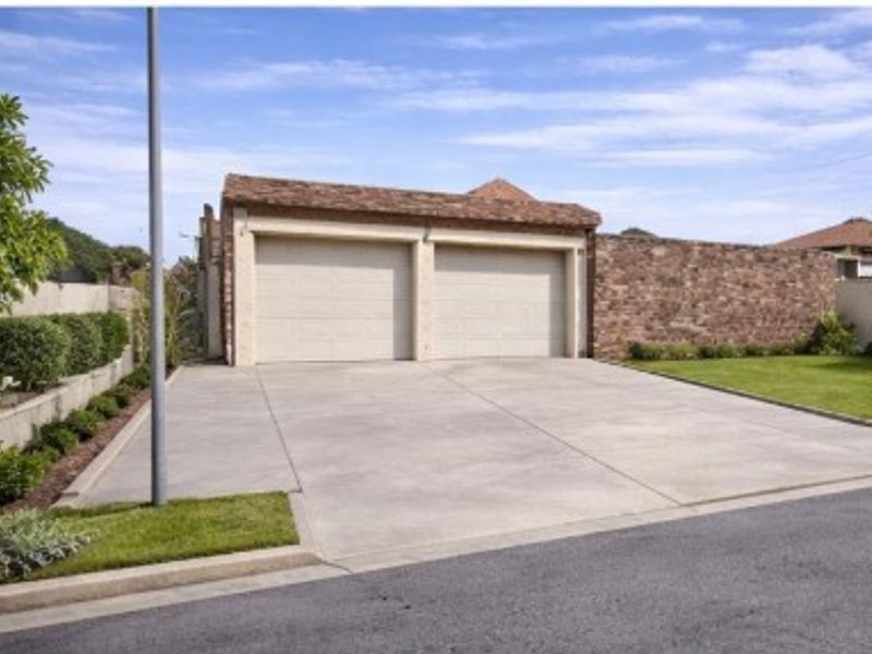 This property presents a great opportunity for investors. - Photo 3