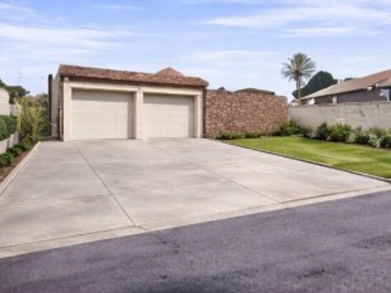 This property presents a great opportunity for investors. - Photo 2