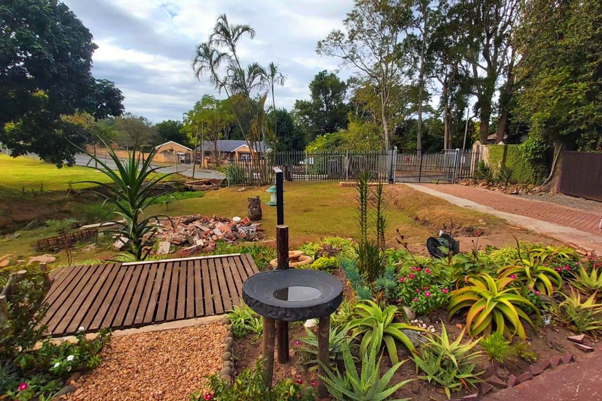 Exclusive Mandate - Wonderful Family Home in Padfield Park - Photo 5
