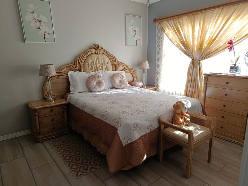 Charming 3-Bedroom Family Home  - Photo 7