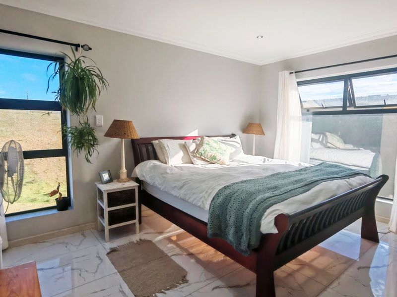 Elegant Modern Duette with Views and Premium Finishes - Photo 7