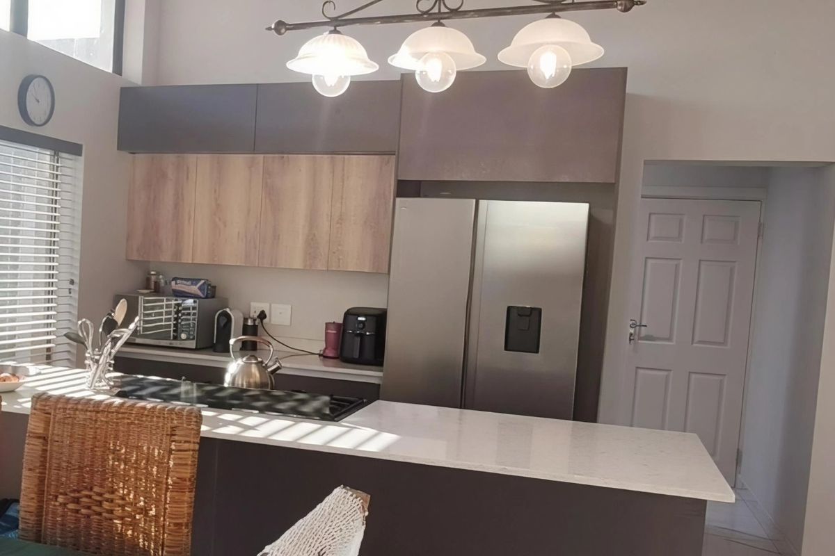Elegant Modern Duette with Views and Premium Finishes - Photo 4